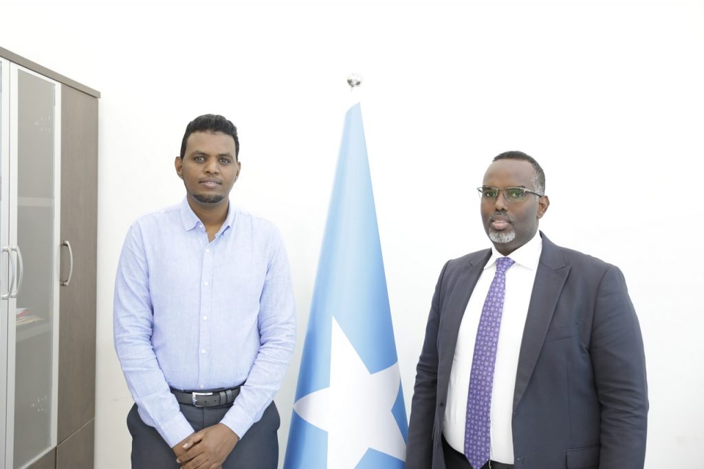 Dubo with Somali Ambassador Canada 3